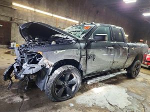 RAM 1500 ST 5.7L 8 2017