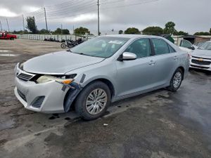 Toyota Camry BASE 2.5L 4 2012