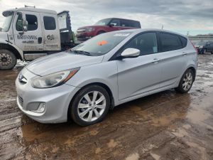 Hyundai Accent GLS 1.6L 4 2013