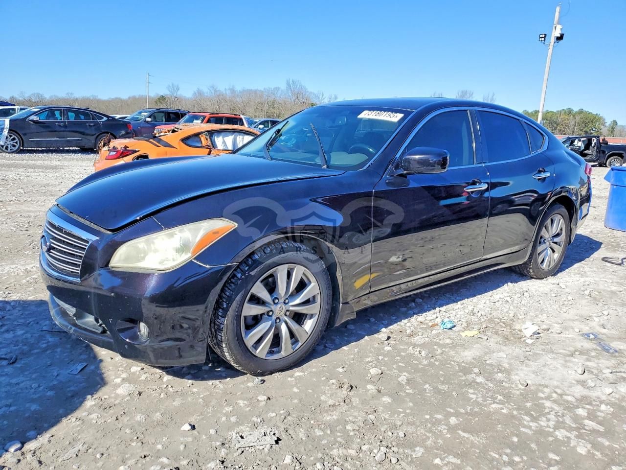 Infiniti M37 X 3.7L 6 2011