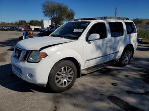 Nissan Pathfinder S 4.0L 6 2011