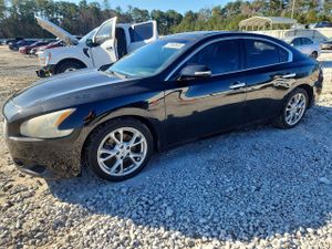 Nissan Maxima S 3.5L 6 2012