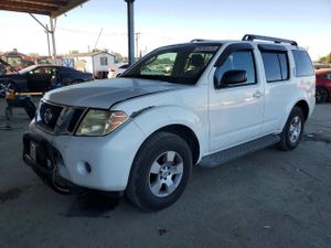 Nissan Pathfinder S 4.0L 6 2012