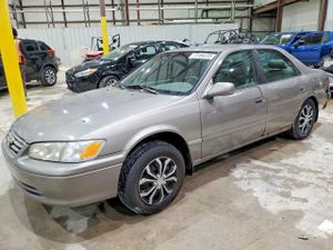 Toyota Camry CE 2.2L 4 2000