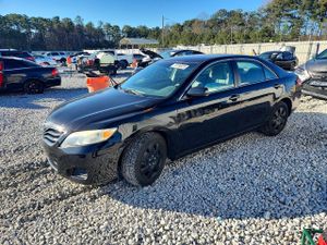 Toyota Camry BASE 2.5L 4 2011