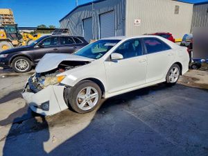 Toyota Camry L 2.5L 4 2014