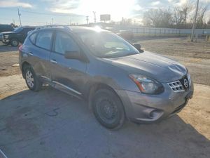Nissan Rogue S 2.5L 4 2015