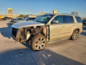 Cadillac Escalade LUXURY 6.2L 8 2015
