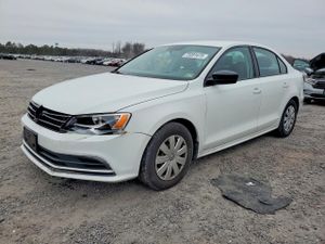 Volkswagen Jetta BASE 2 L 4 2015