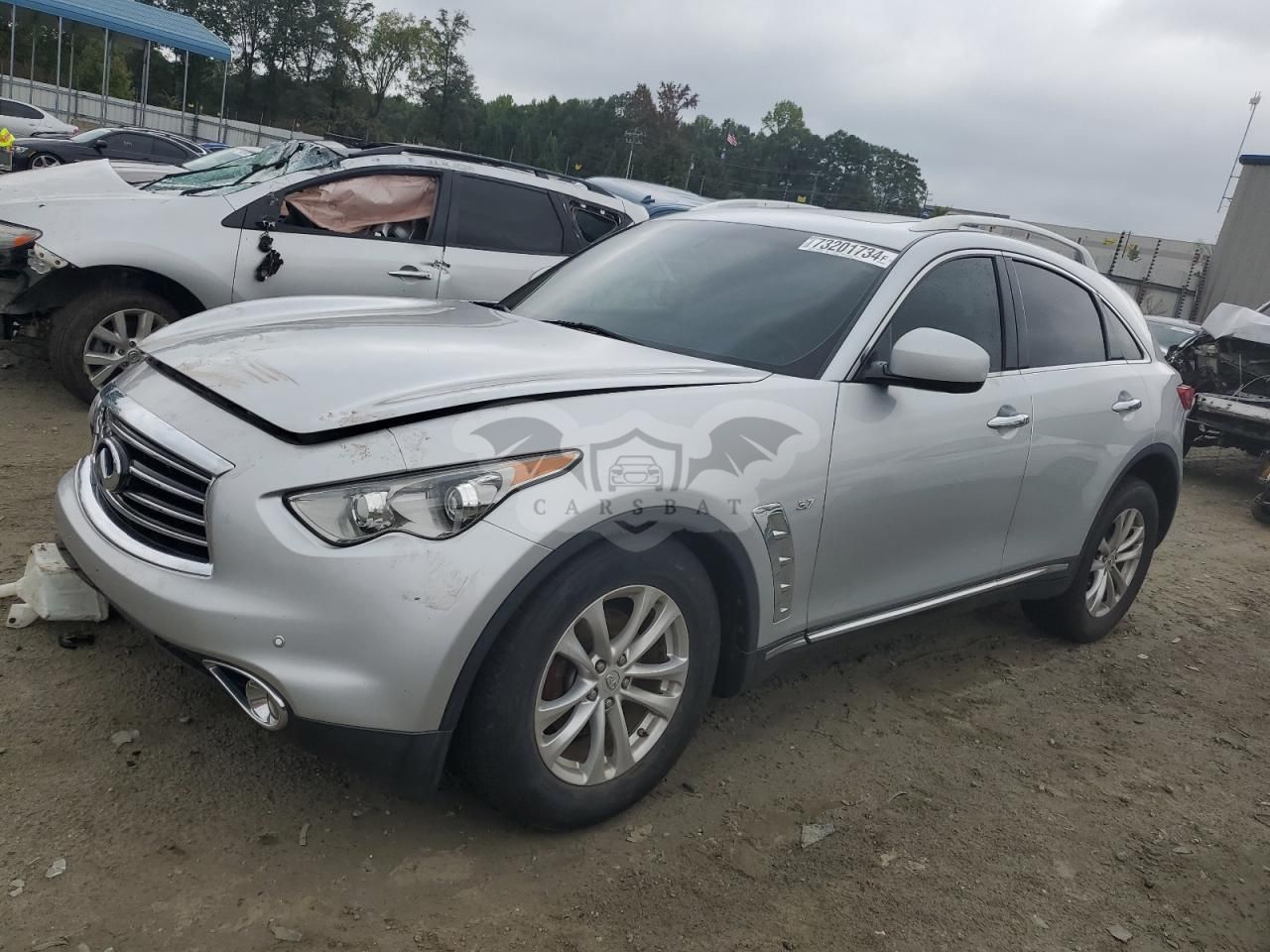 Infiniti QX70 3.7L 6 2015