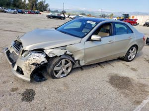Mercedes-Benz E 350 3.5L 6 2011