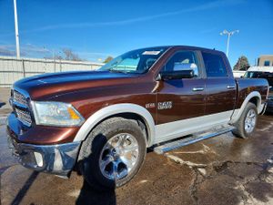RAM 1500 LARAMIE 5.7L 8 2014