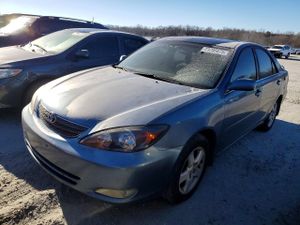 Toyota Camry LE 2.4L 4 2003