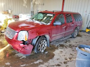 GMC Yukon DENALI 6.2L 8 2012