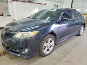 Toyota Camry BASE 2.5L 4 2012