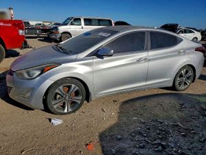 Hyundai Elantra SE 2.0L 4 2015