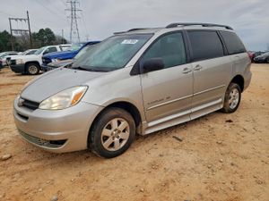 Toyota Sienna CE 3.3L 6 2004