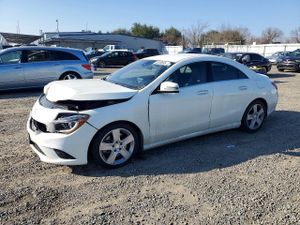 Mercedes-Benz CLA 2.0L 4 2015