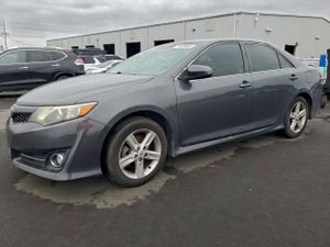 Toyota Camry BASE 2.5L 4 2012