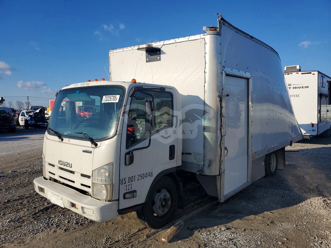 Isuzu NPR 6.0L 8 2013