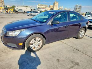 Chevrolet Cruze LS 1.8L 4 2014