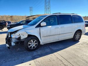 Chrysler Town & Country TOURING 3.8L 6 2010