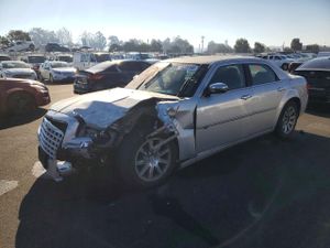 Chrysler 300C 5.7L 8 2010
