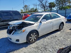 Toyota Camry BASE 2.5L 4 2010
