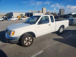 Nissan Frontier KING CAB XE 2.4L 4 2000