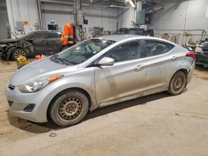 Hyundai Elantra GLS 1.8L 4 2013