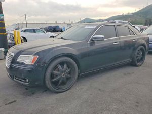 Chrysler 300 LIMITED 3.6L 6 2012
