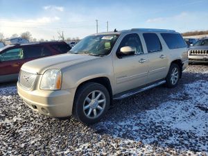 GMC Yukon DENALI 6.2L 8 2009
