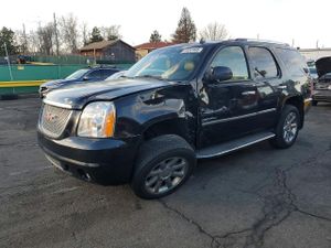 GMC Yukon DENALI 6.2L 8 2010