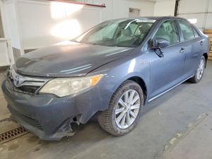 Toyota Camry HYBRID 2.5L 4 2012