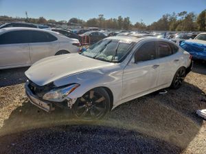 Infiniti M37 3.7L 6 2011