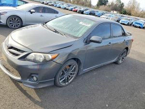 Toyota Corolla BASE 1.8L 4 2012