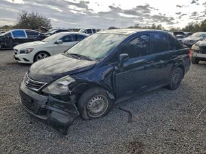 Nissan Versa S 1.8L 4 2011