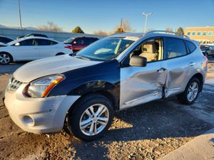 Nissan Rogue S 2.5L 4 2015