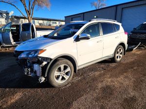 Toyota Rav4 XLE 2.5L 4 2015