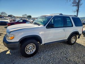 Ford Explorer 4.0L 6 2000