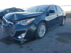 Toyota Avalon HYBRID 2.5L 4 2015