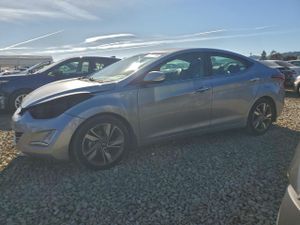 Hyundai Elantra SE 1.8L 4 2015