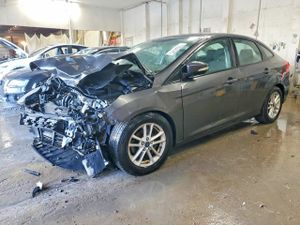 Ford Focus SE 2.0L 4 2015