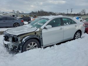 Toyota Camry BASE 2.5L 4 2010