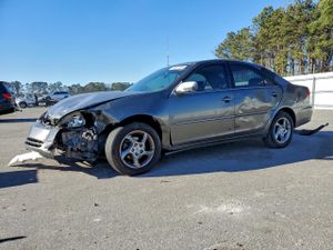 Toyota Camry LE 2.4L 4 2004