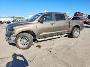 Toyota Tundra CREWMAX SR5 4.6L 8 2011