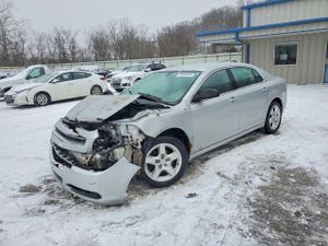Chevrolet Malibu LS 2.4L 4 2011