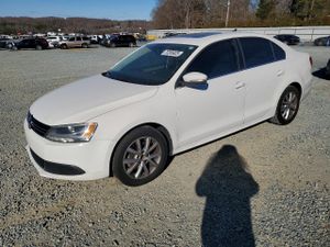 Volkswagen Jetta SE 2.5L 5 2013