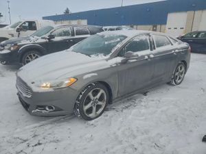 Ford Fusion SE 2.5L 4 2013