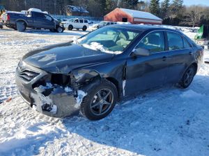 Toyota Camry BASE 2.5L 4 2010